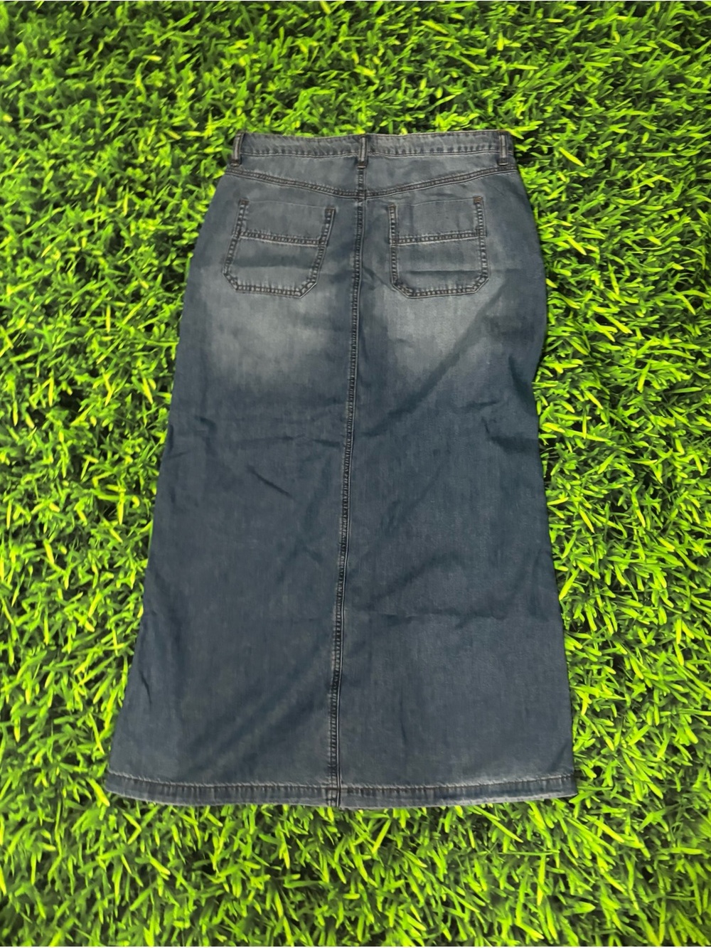 Kut from the Kloth Indigo Button-Front Maxi Skirt - Picture 2 of 2